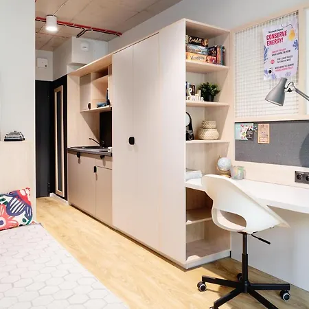 아파트호텔 Chillout Dorm